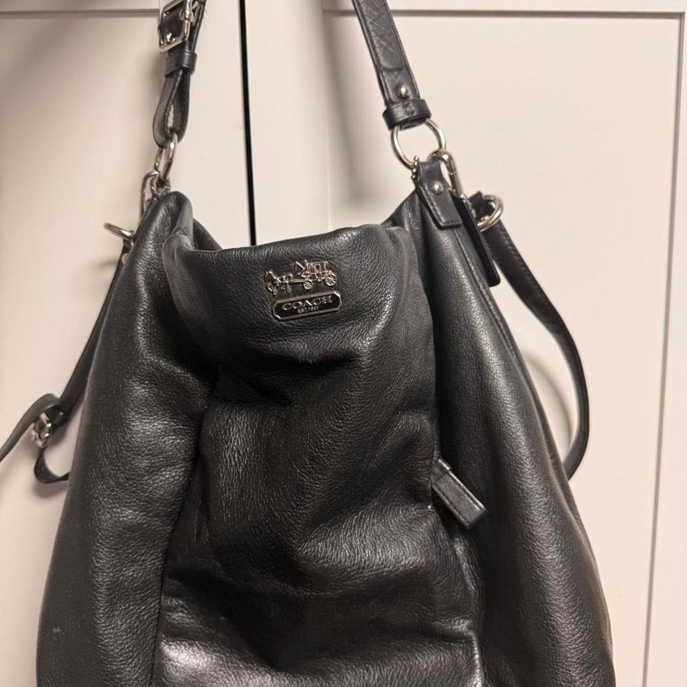 Coach Black Pebbled Hobo Shoulder Bag Zip Top Purple Lined Pockets Silver - Picture 7 of 8